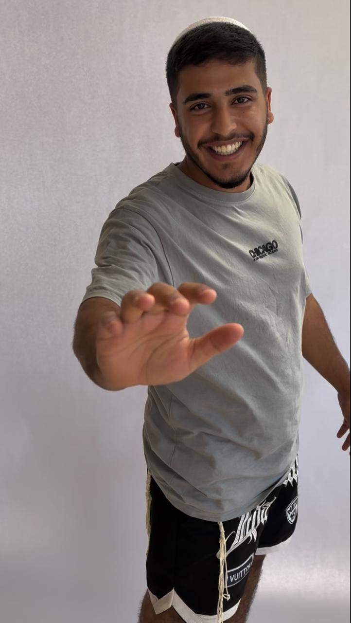 שילוב מגנטים ובלוק